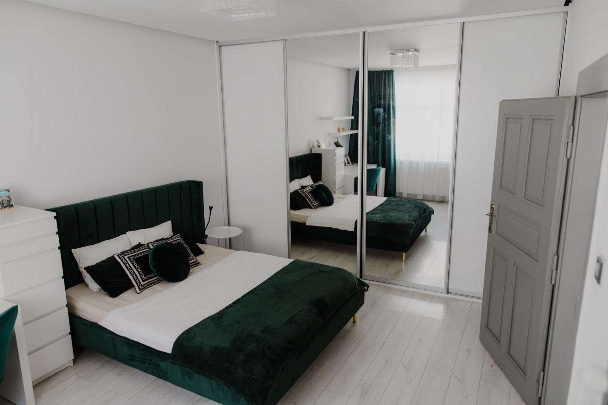 Ah Zimna Appartement Košice Buitenkant foto